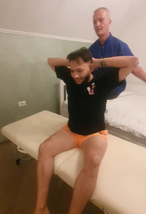 Chiropractician,tehnician maseur și fizioterapie