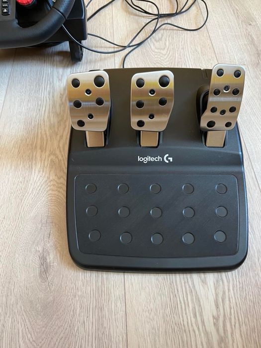 Logitech G29 Driving force PS + PC