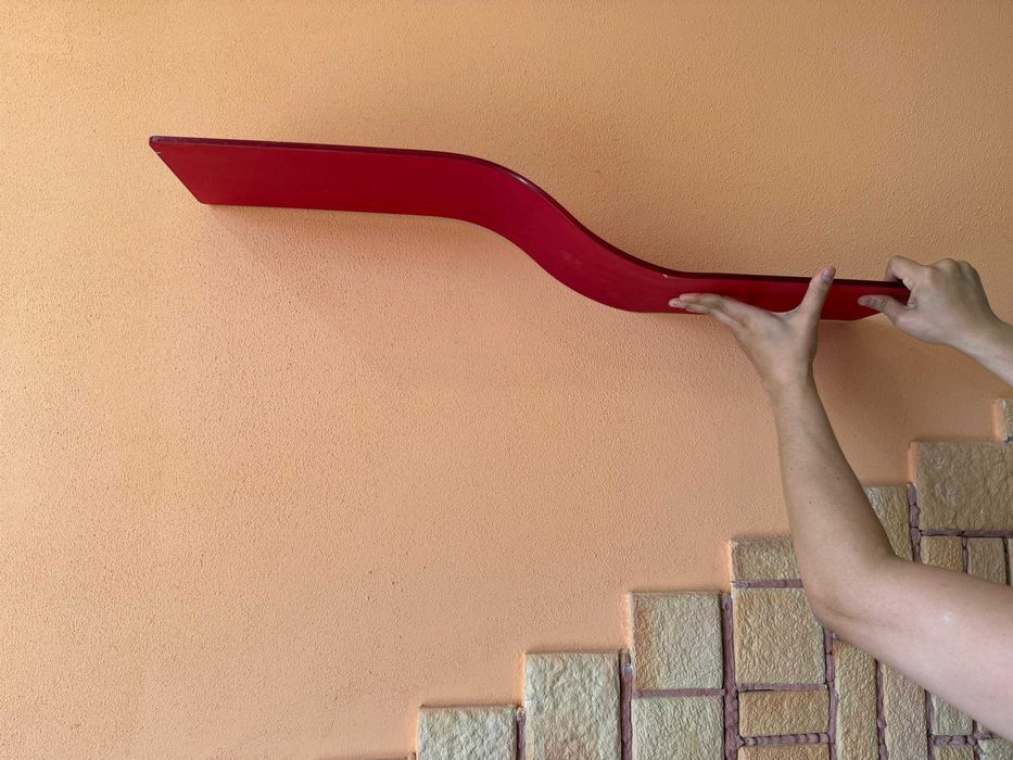 Дизайнерская полка для стены