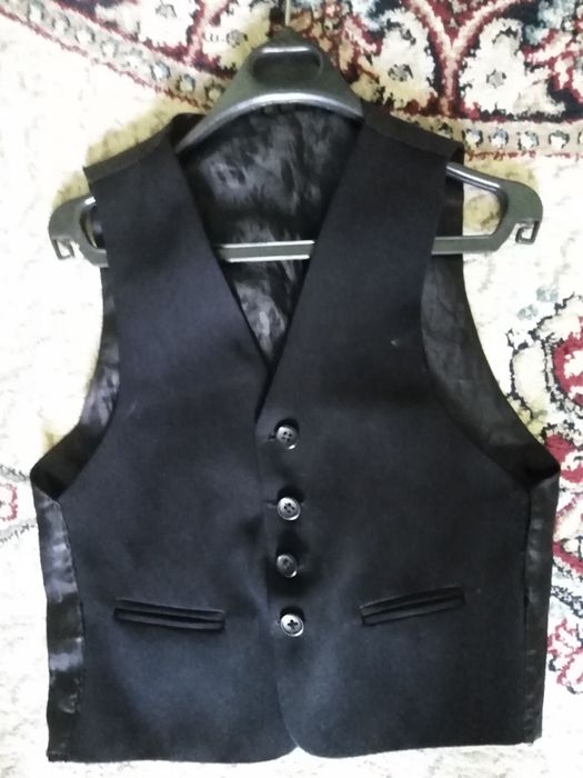 Детский костюм сатылады