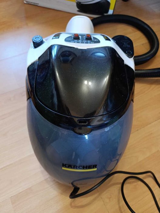 Karcher SV7  , 3 в 1: Почистване с пара, прахосмукачка и сушене!