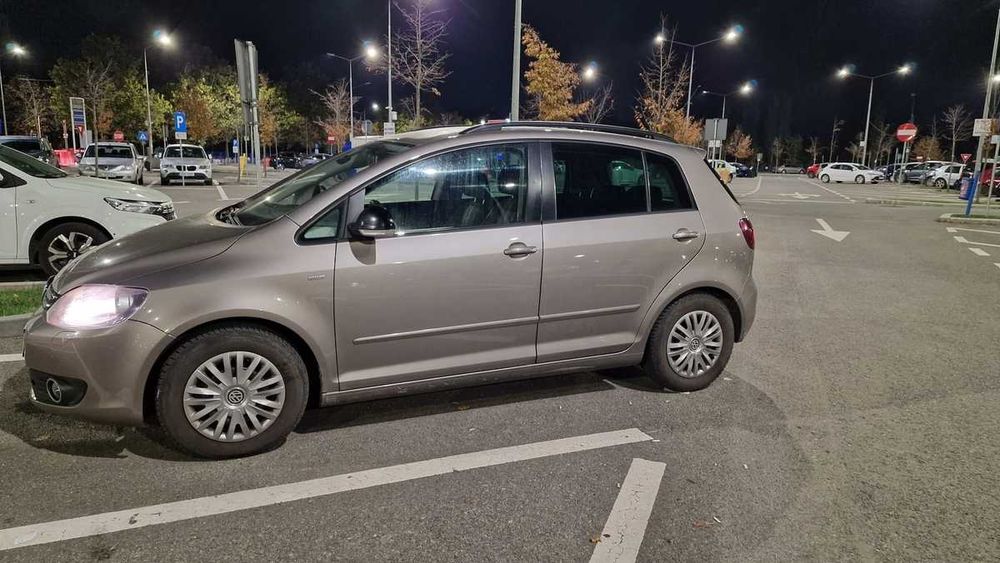 Volkswagen Golf Plus 2012 in stare excelenta, consum mic