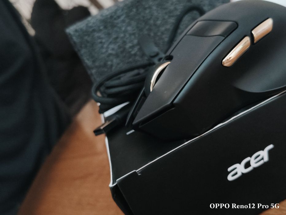 Acer Nitro OMR332 OLED