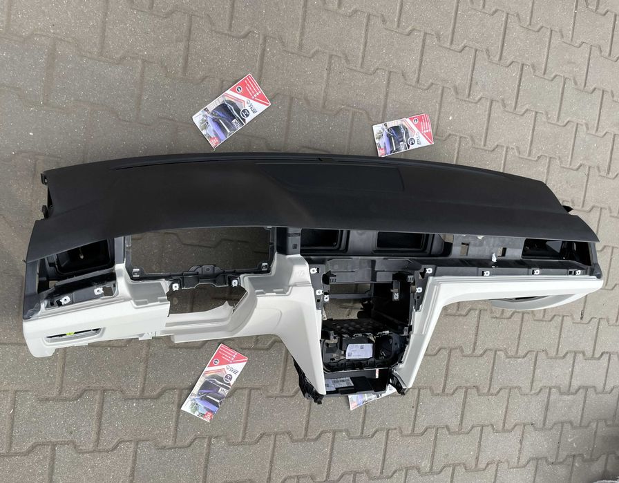 Volkswagen Passat b8 VW Arteon - plansa de bord 2 culori - kit airbag - set centuri de siguranta