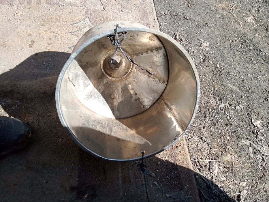 Продам воронку  большую