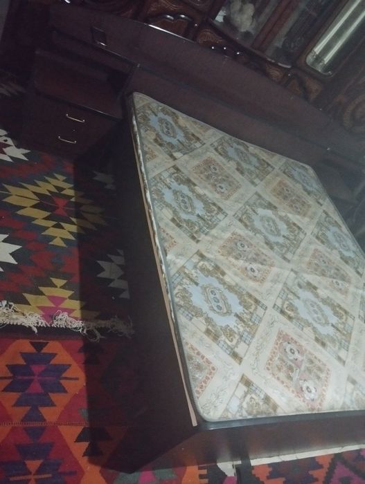 Spalne sotiladi srochniga