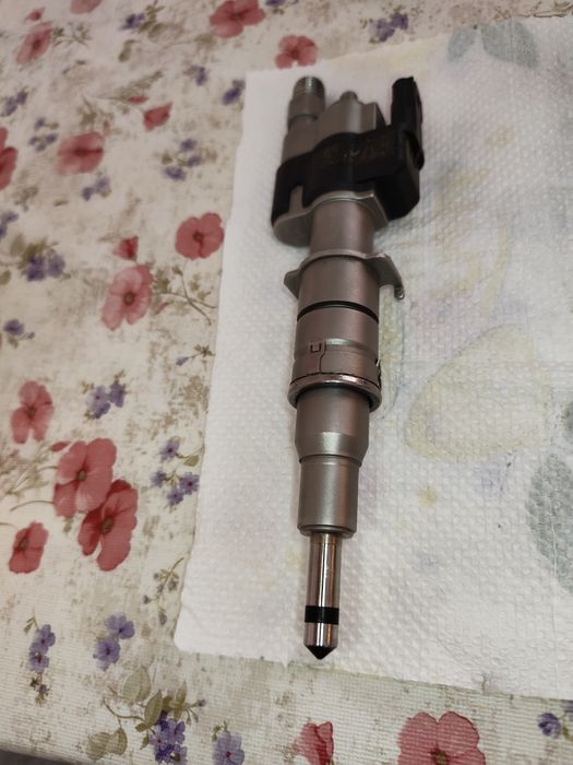 Injector Bmw N43 Cod 13537589048