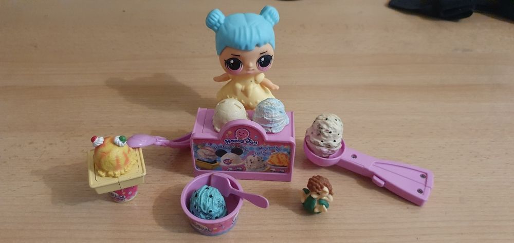 Игрушка мороженое, с куклой лол