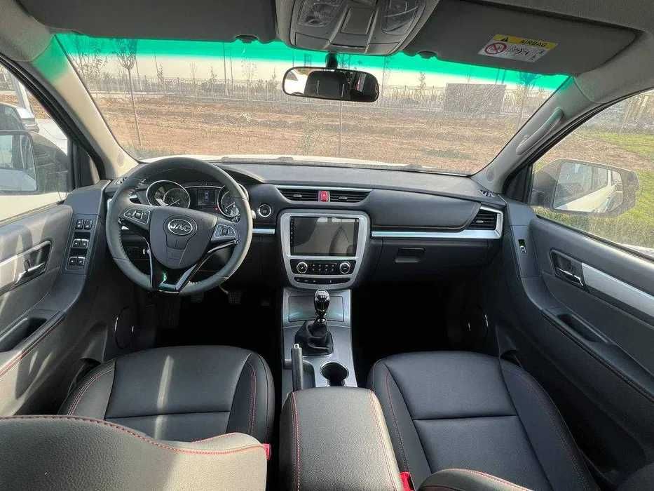 China Motorsda яна бир янгилик. Йўл танламас  JAC T8 сотувда