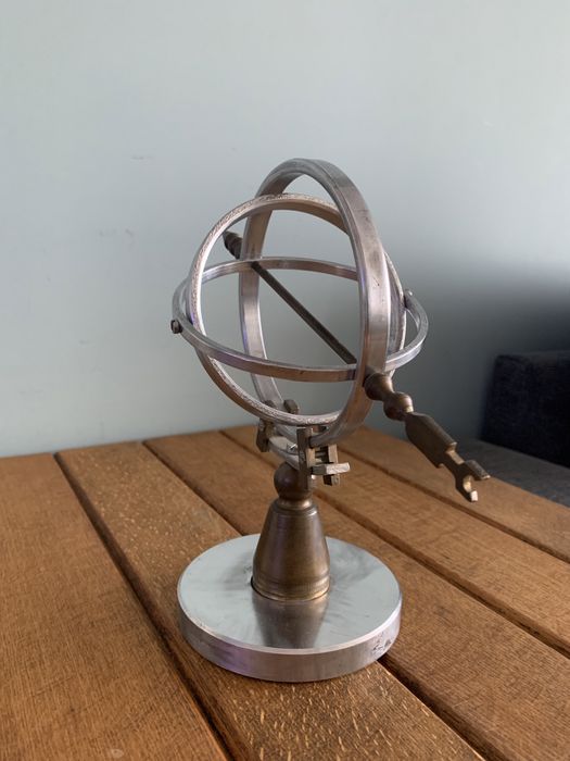 Слънчев часовник / 60-те