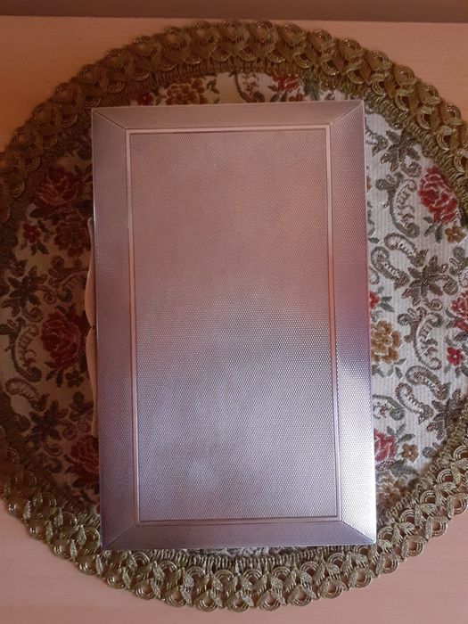 Caseta din argint 600 g