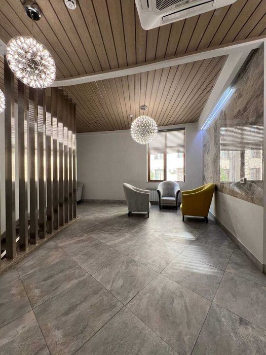 Помещения в отдельно стоящем здании на улица Паркентская 330 м²!