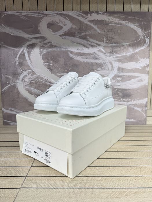 Alexander McQueen White Silver
