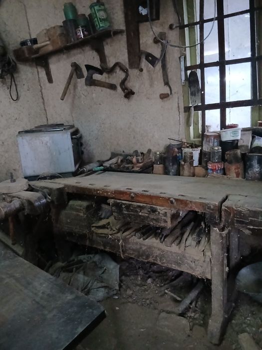 Продавам инструменти