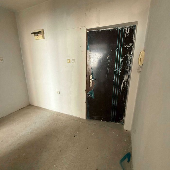 Продава се Тристаен апартамент в Велико Търново, Колю Фичето - 85 кв.м за 690 €/кв.м - Снимка #7