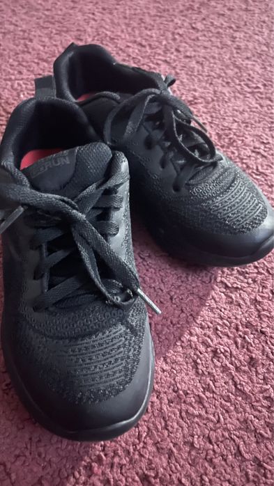 кроссовки скечерс