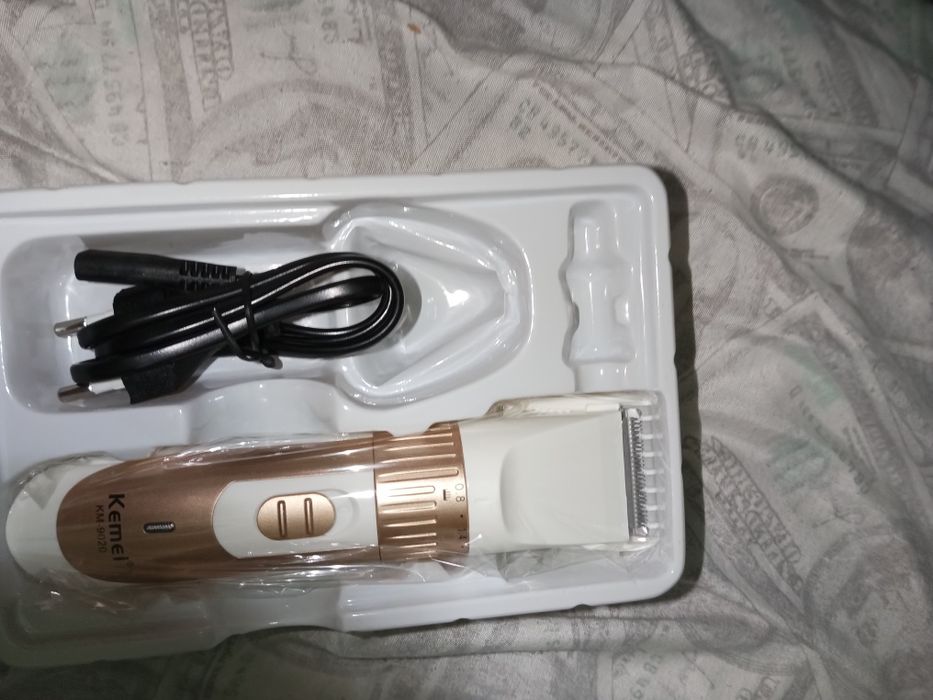 Машинка для стрижки волос