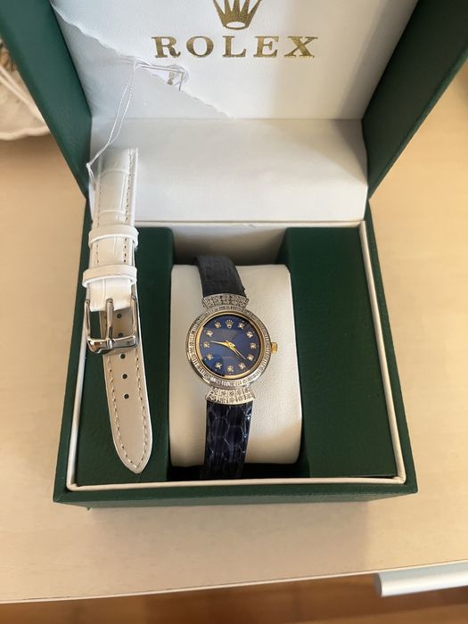 Золотые часы Rolex с бриллиантами