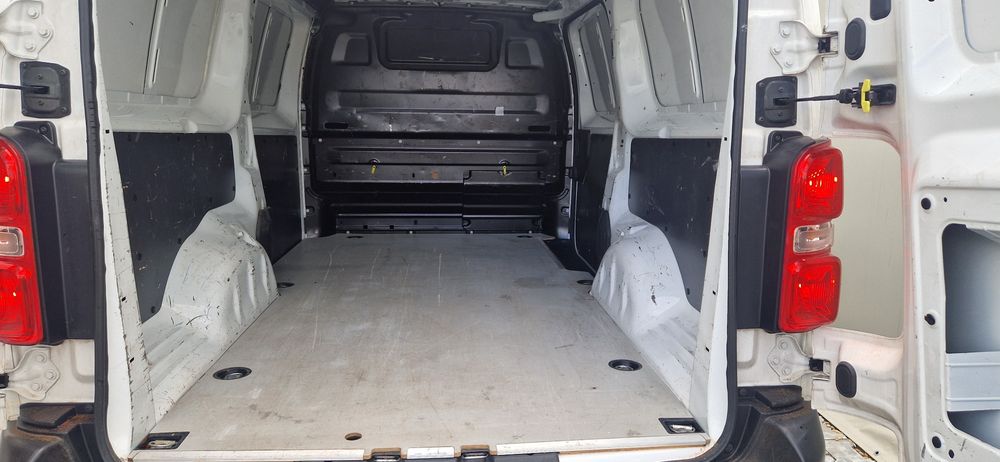 Opel Vivaro L3 2.0cdti 144 cp An 2021 Garanție 12 luni. TVA deductibil