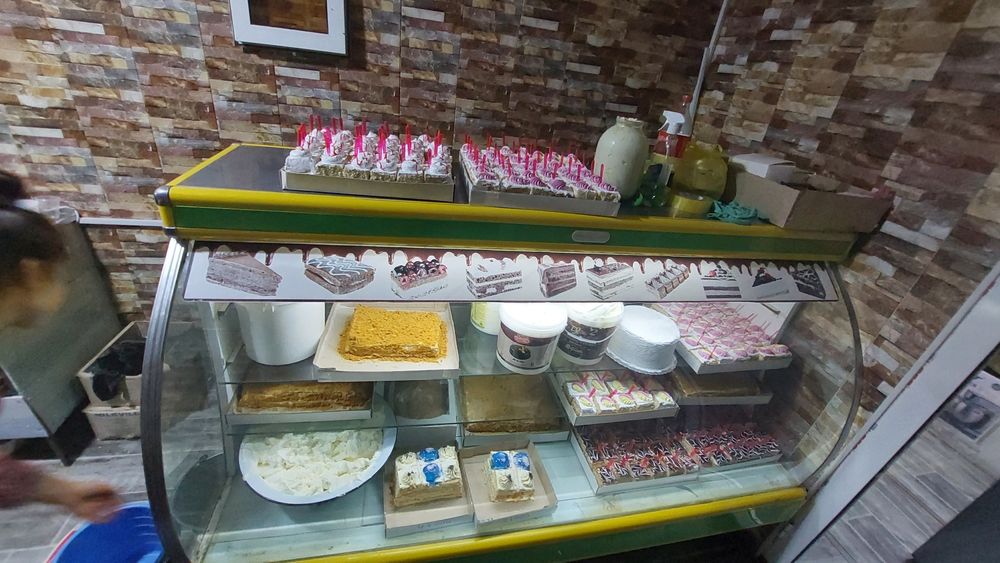 Ветрина холодильник