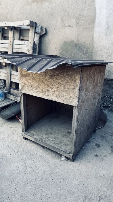 Продам будку для собаки