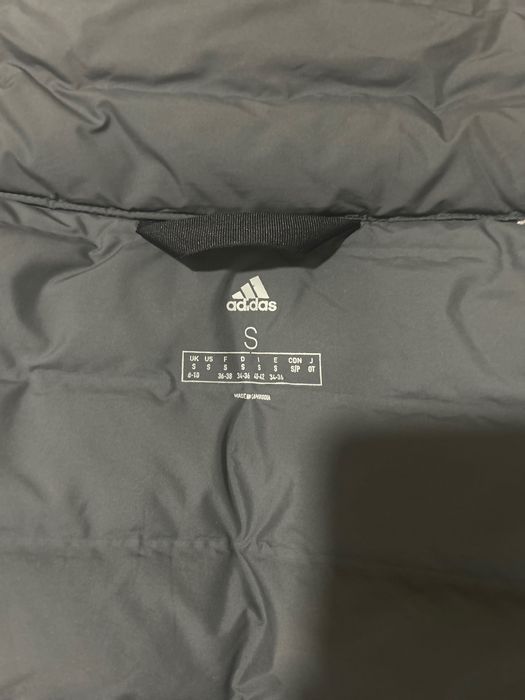 Дамско яке adidas