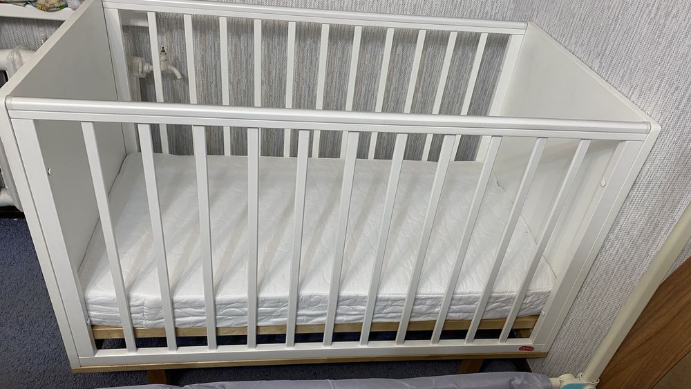 Продам кроватку