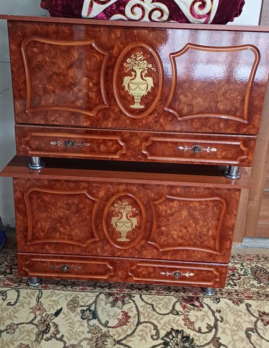 Сандық 2шт почти новый