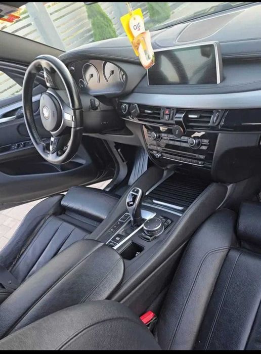 Auto Bmw X6 2016