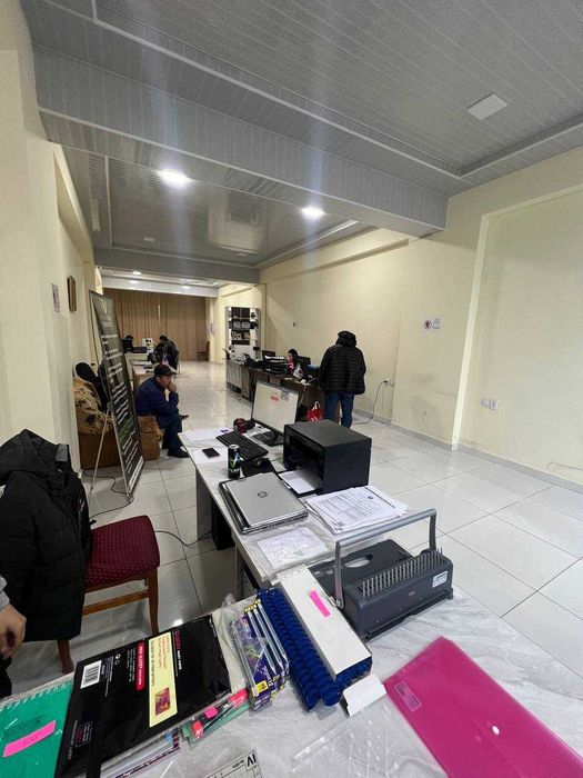 Qulay joyda va shahar markazida joylashgan ofisni arendaga beramiz