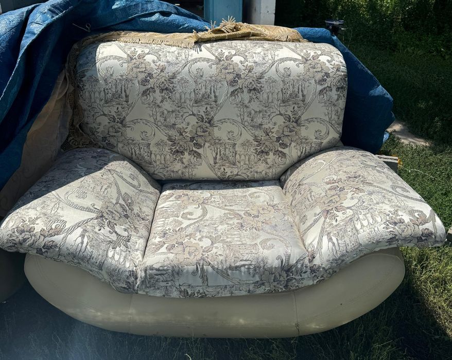 Диван  Диван уголок  Кресло