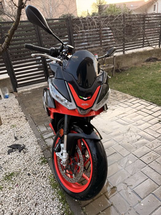 Aprilia Tuono 660