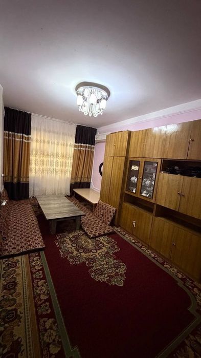 Тезда 4 хоналик 6 м балконли квартира сотилади. 5 мкр Сомий