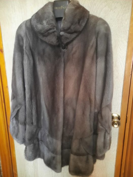 Продам норковую шубу