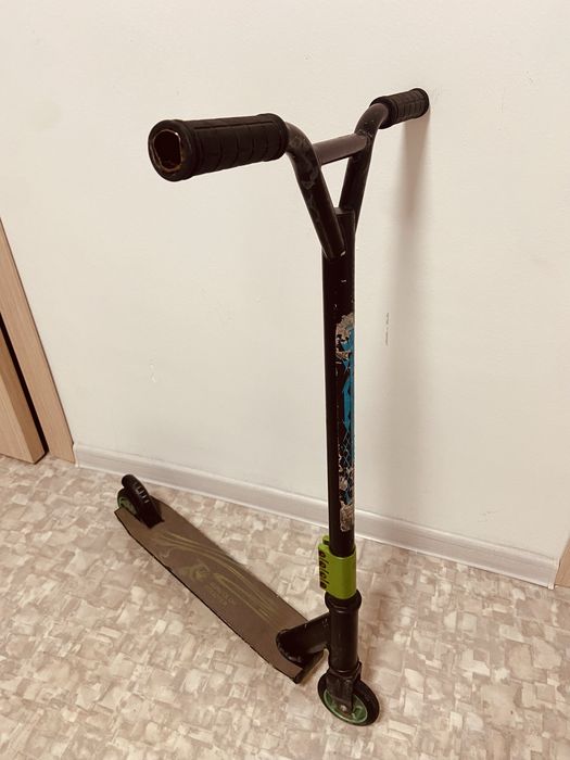 Самокат трюковой