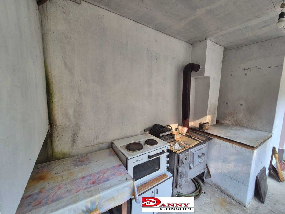 Продава се Къща в Велико Търново, Акация - 70 кв.м за 1143 €/кв.м - Снимка #20