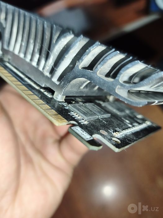 nvidia g210 1gb video karta