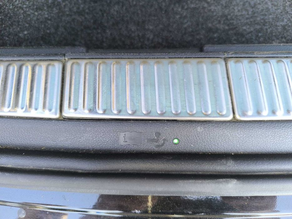 Skoda Superb 2.0 TDI DSG 190cp Laurin & Klement