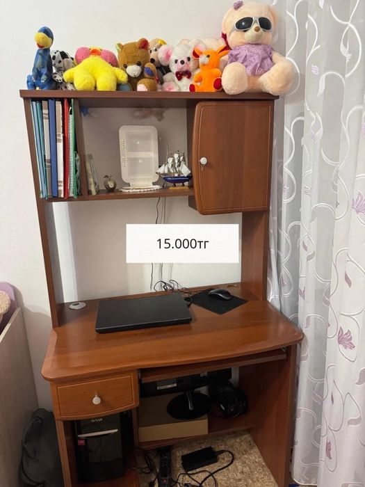 Стол компьютерный