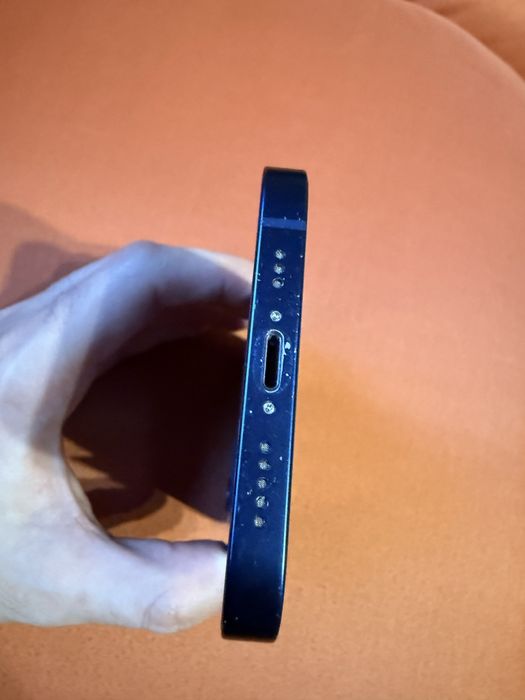 Телефон Iphone 12, 64GB , син