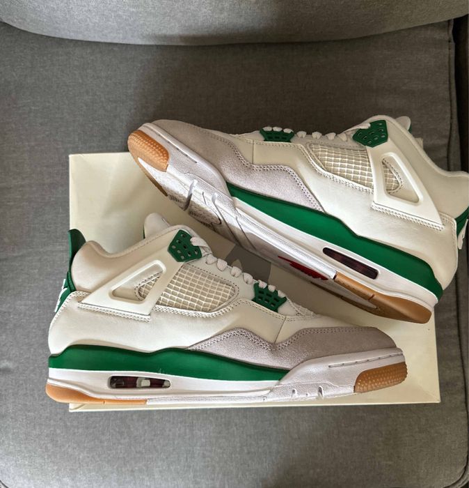 Jordan 4 Pine Green
