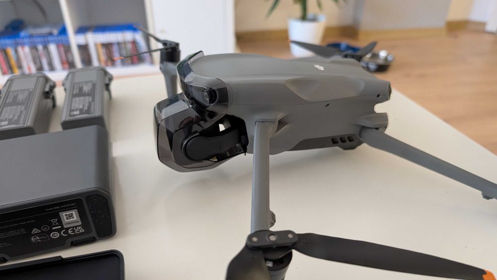 Дрон DJI Air 3S Fly More Combo (DJI RC-N3) + Пускащ механизъм