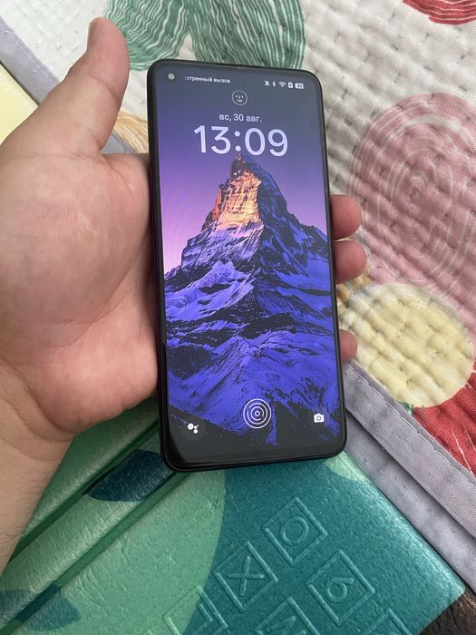 Oppo A78 в хорошем состояний