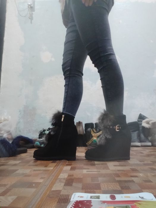 Продам зимный ботинки