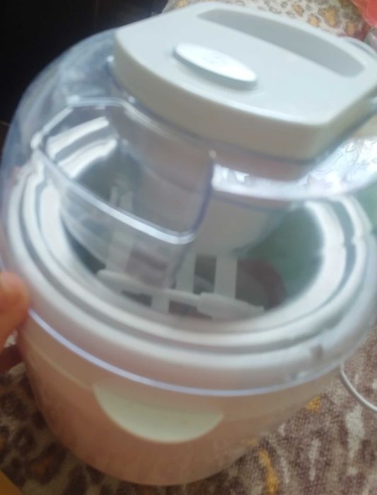 Машина за домашен сладолед