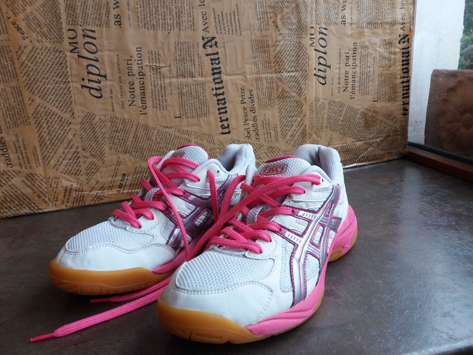 детски маратонки Asics,кецове,спортни обувки,асикс,ном.37,за момиче