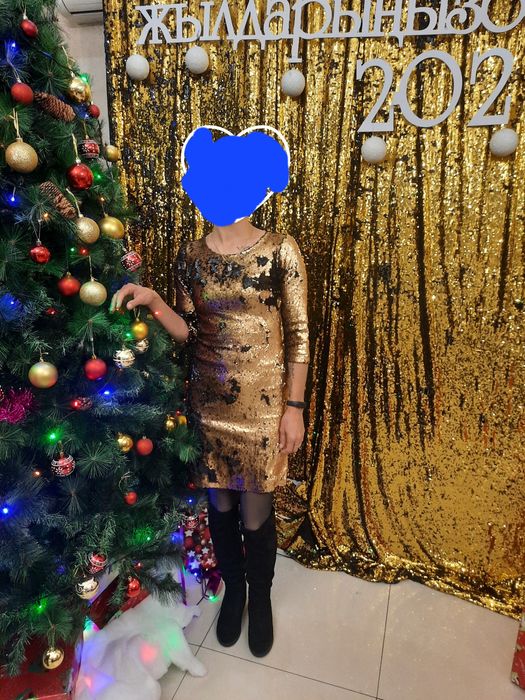 Продам платье женское