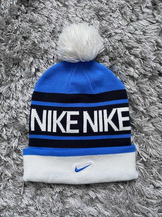 caciula nike vintage