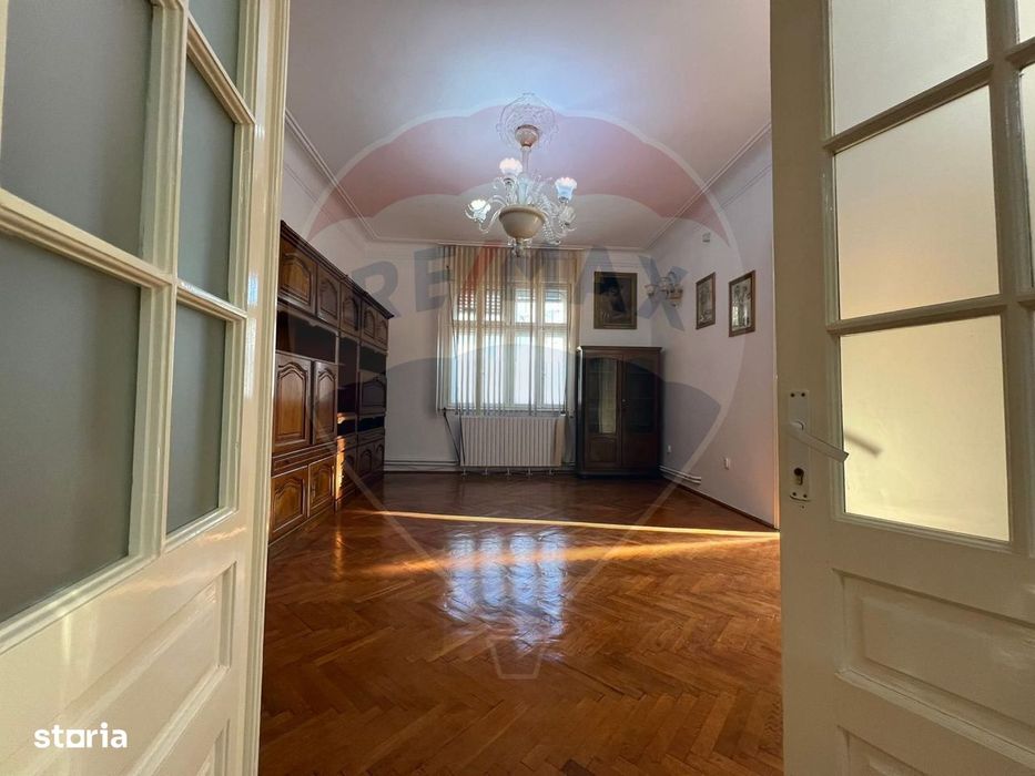 Vila de inchiriat, potrivita birouri, zona Gara.