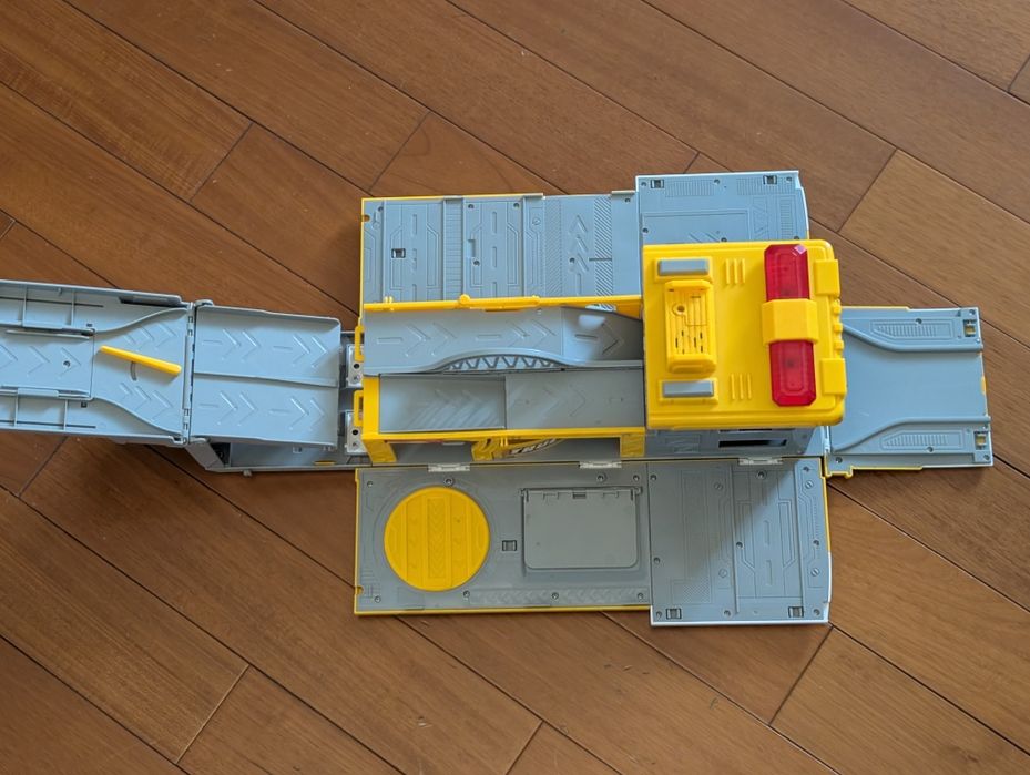 грузовик трансформер